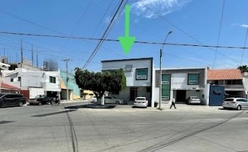 Dr. Octavio de Alba | Microendodoncia