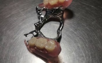 Dra: Ana Gabriela Salazar Dr. Miguel Salazar Sandoval