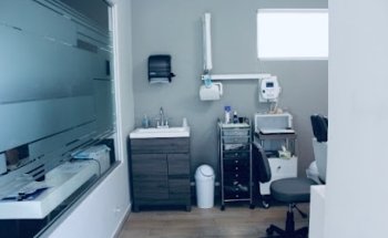 DM Especialidades Dentales