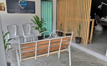 Dental Saucedo