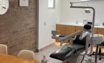 Dr. Rubén A. Leal Franco