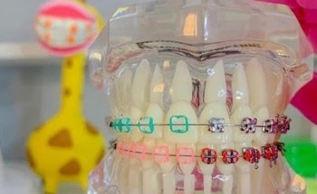 MAXIDENT Dr.CARLOS VALDEZ