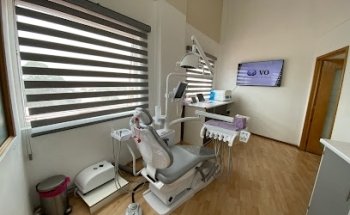 Odontología Estética Clínica de Especialidades