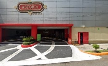 IMPLANTES DENTALES SATELITE