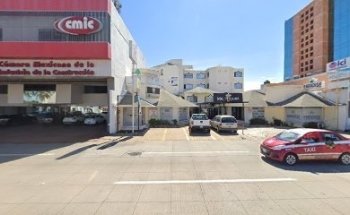 Odontología Integral Familiar e Implantología