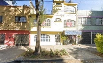 CLINICA DE ESPECIALIDADES ODONTOLOGICAS