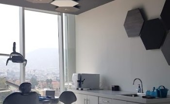 Dra. Paola Pérez Sámano