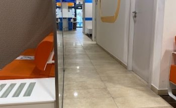 Clínica Dental Adeslas