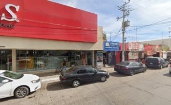 DENTISTRY Advanced Center. Dr. Christian Pérez Girón: Especialista en Cirugía Oral e Implantología