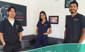 SP Sonrisa Perfecta Consultorio Dental Fundadores III