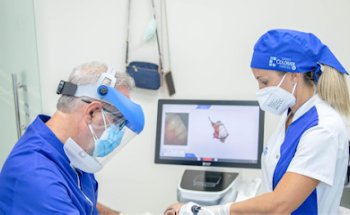 GRUPO COLOMER DENTAL