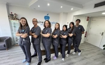 Clínica Médico-Dental Valrestón Salud | Dentista infantil | Implantes dentales