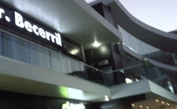 Dr. Becerril