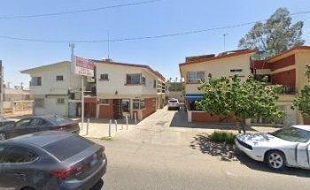 Especialistas Dentales Venegas