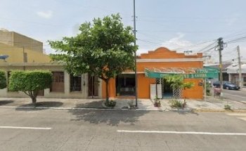 CONSULTORIO CASTELLANOS R.