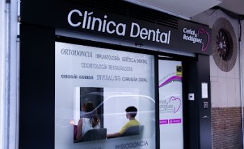 Clínica Dental Ceñal & Rodríguez