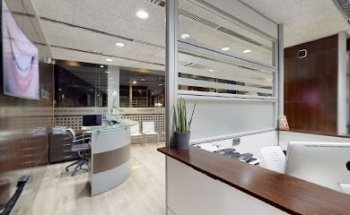 Clínica Dental Gironès