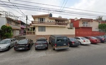 Pekes clínica dental