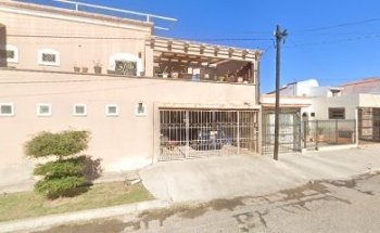 Dra. María Eugenia Cañes García