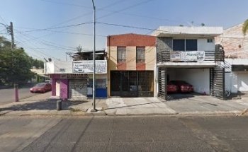 Víctor Romero - Odontología Integral Familiar