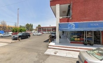 Implantologia y Ortodoncia | Clínica Dental Especializada