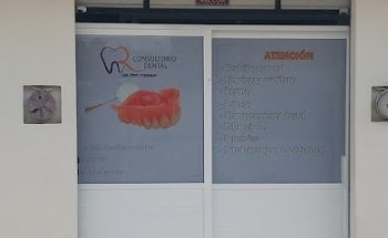 Consultorio Dental C.D. Carlos Rendón