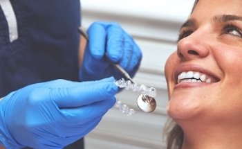 Janos Medical Center Dental Clinic