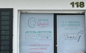 Dentista Cristina Castañeda