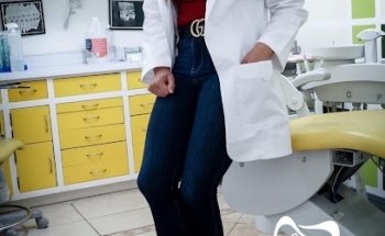 Dra. Gabriela Martinez Clínica dental médico y spa