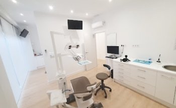 Clínica Dental en Madrid - Robledo Martín