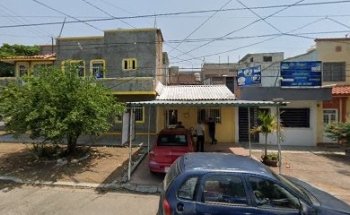 Dr. Enrique Solís Miceli