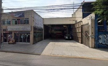 Rejuvenece 9 Dental Spa / Dr Christian Millan