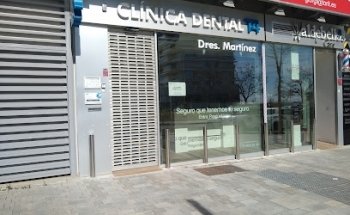 CLINICA DENTAL T4 VALDEBEBAS - DRES. MARTINEZ ????