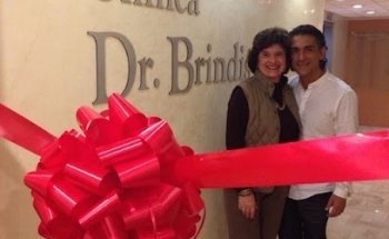 Clínica Dental Brindis