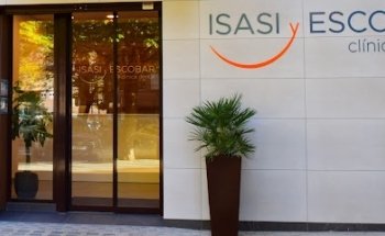 Clínica Dental ISASI y ESCOBAR