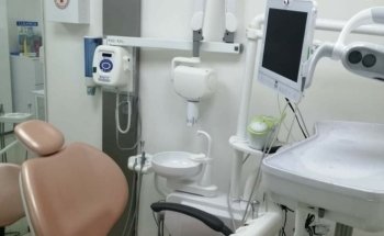 ZUN CLINIK. Clínica de Especialidades Dentales