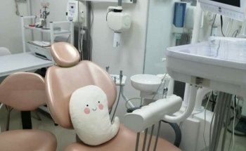 ZUN CLINIK. Clínica de Especialidades Dentales