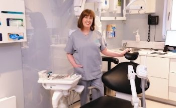 Dr Elizabeth Melvin Dentistry