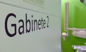 CLINICA DENTAL DR. MARCO CABRERA