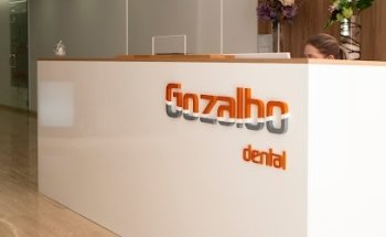 Implantes Dentales y Ortodoncia Invisible | Clínica Gozalbo Dental en Castellón