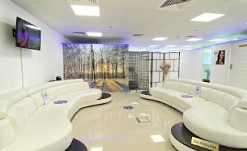 Dr Miskis Dental Clinic Dubai| Gum Specialist| Periodontist in JLT| Emergency Dentist 24/7