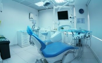 Al Daleel Dental Center