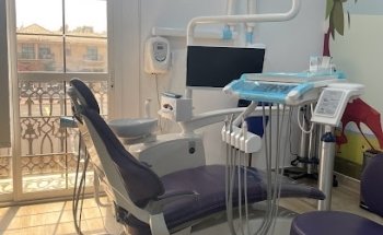 Dr Mariya Merchant Specialist Dentist