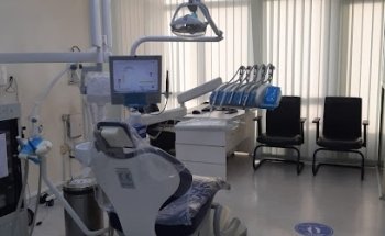 Al Srour Dental Clinic