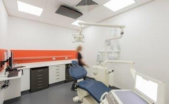 1300SMILES Dentists Strathpine