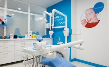Clínica IGB Dental - SAN VICENTE: Expertos en implantes y dientes fijos en 1 día