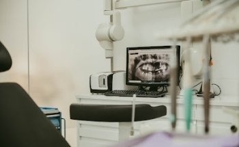 Clínica Dental CROM Madrid