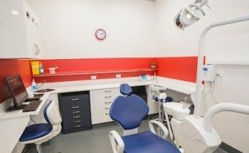 1300SMILES Dentists Morayfield