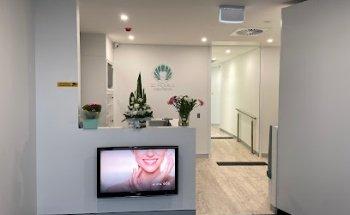 32 PEARLS DENTISTS # ELARA DENTAL Marsden Park
