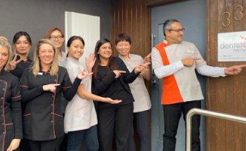 Dentist@330